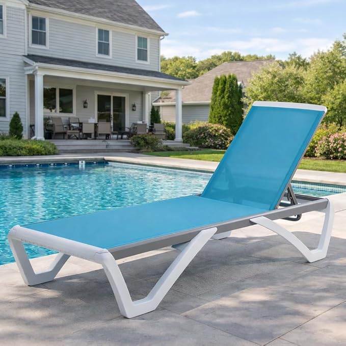 Kozyard Outdoor Chaise Lounge Chair, Full Flat Adjustable Patio Lounger by Kozyard