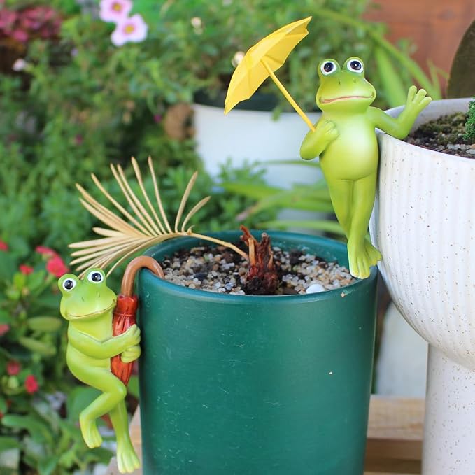 Set of 2 Funny Frog Statues Outdoor Flower Pot Hugger, Resin Hanging Frog - Image 2