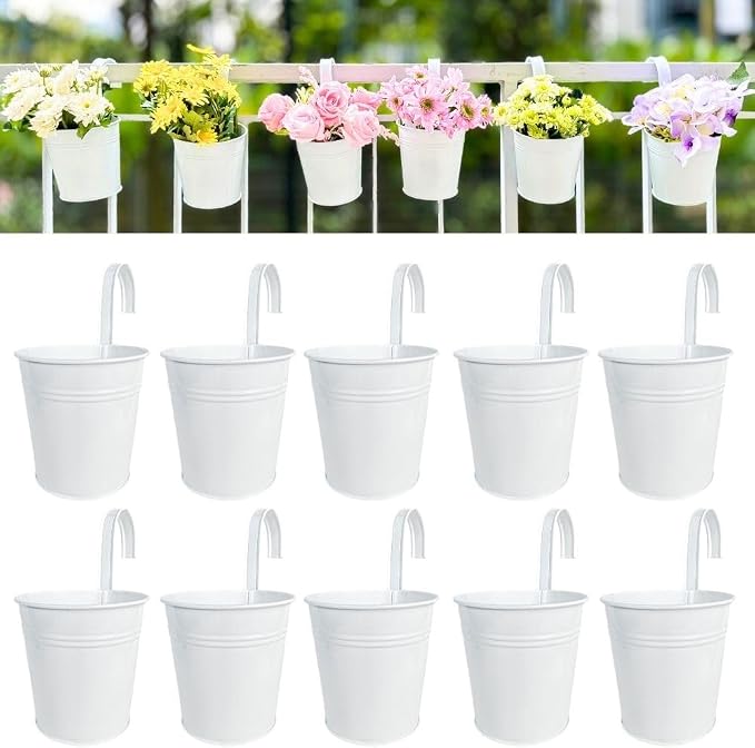 LaLaGreen Hanging Planters by L%C3%A1L%C3%A1Green