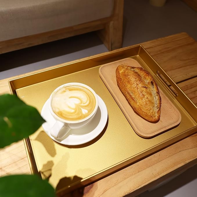 Spsyrine Gold Plastic Serving Tray - Image 7