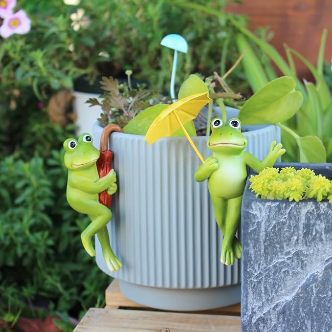 Set of 2 Funny Frog Statues Outdoor Flower Pot Hugger, Resin Hanging Frog - Image 3