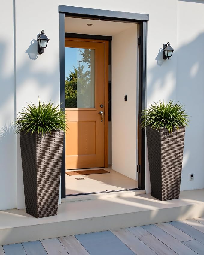 Greesum 32 Inch Tall Plastic Planters, Detachable Inner Pot & Drainage Holes - Image 5