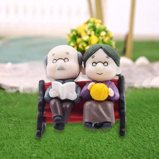 Mini Park Bench Grandpa Grandma Model Ornament Accessories - Image 5