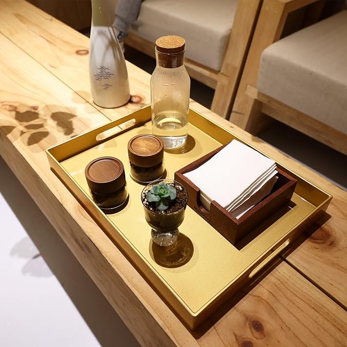 Spsyrine Gold Plastic Serving Tray - Image 6