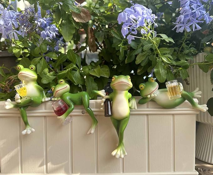 4 PCS Tipsy Frog Statues Pot Hugger Decorations by Suqorinp