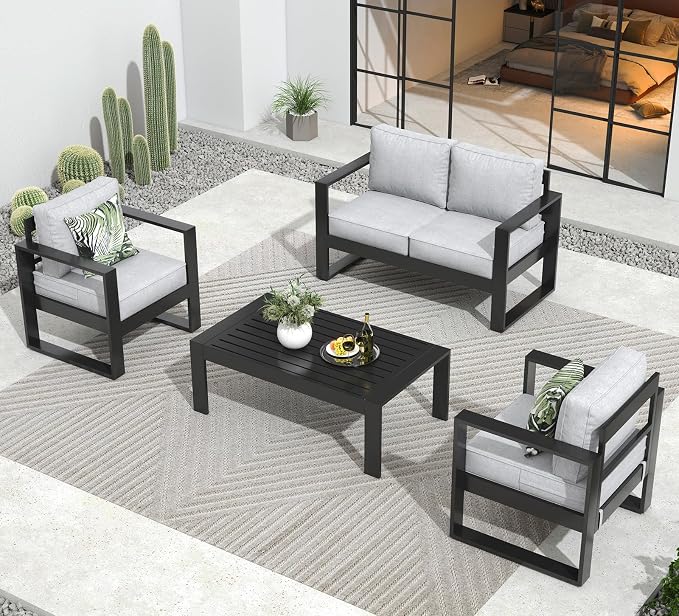 Outdoor Aluminum Furniture Set by Vakollia