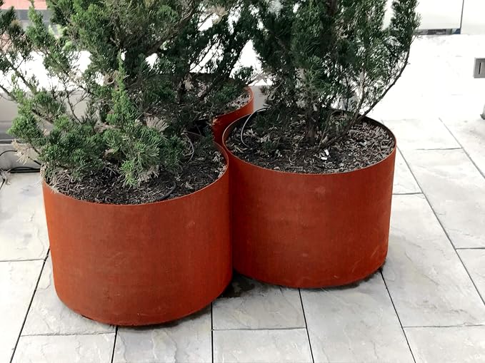 Plantercraft Large Round Planters - Image 2
