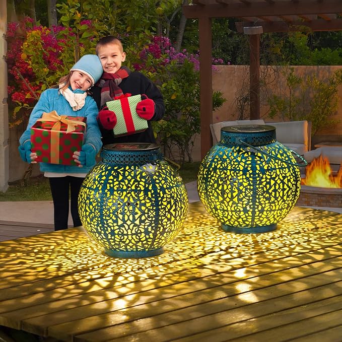 TAKE ME 2 Packs Solar Lanterns Outdoor Lights Waterproof Garden Lanterns - Image 3
