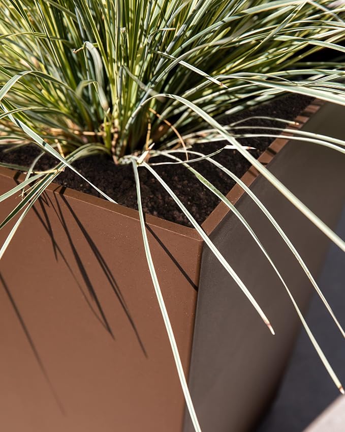 Veradek Pure Series Nobleton Plastic Planter - Image 8