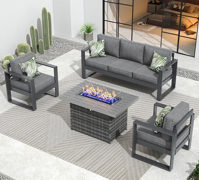 Outdoor Aluminum Furniture Set by Vakollia