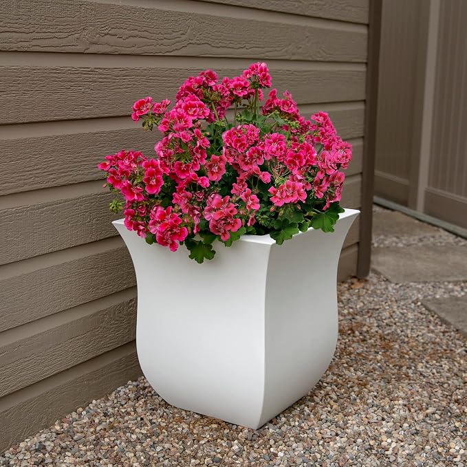 Mayne 5873-W Polyethylene Planter - Image 3