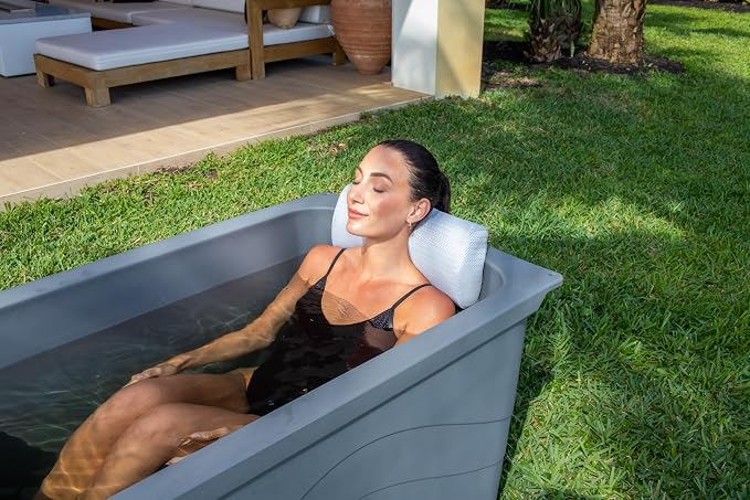 Headrest pillow for patio chaise lounge, in pool lounger on ledge - Image 9