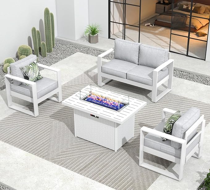Outdoor Aluminum Furniture Set by Vakollia