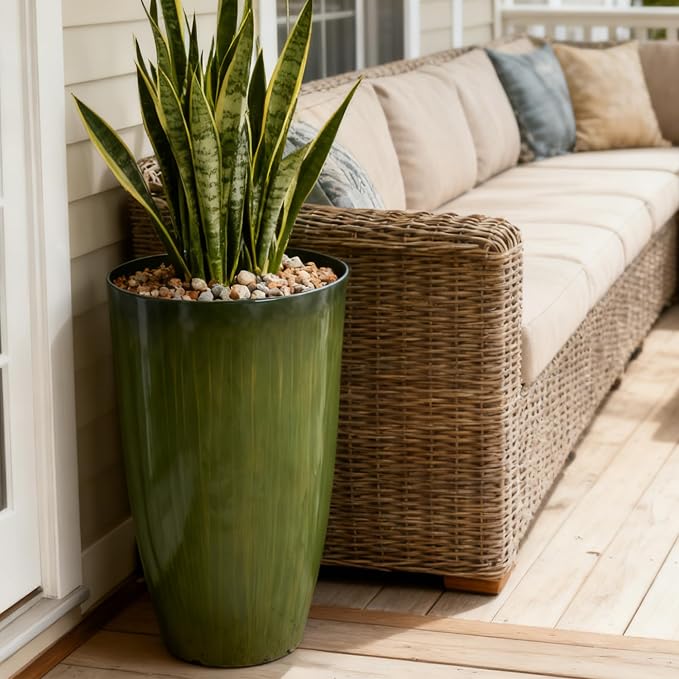 Worth Garden 23.5" H. Large Plastic Planters - Image 3