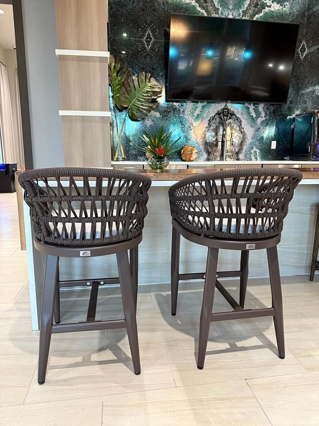 PURPLE LEAF Outdoor Rattan 24" Counter Height Bar Stools Chair Set of 2 by PURPLELEAF