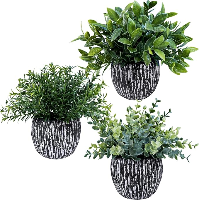 Winlyn Set of 3 Artificial Potted Plants Faux Eucalyptus Rosemary Boxwood - Image 4