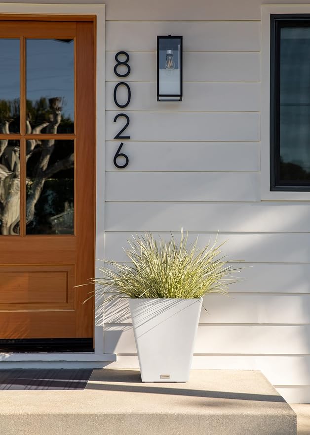 Veradek Pure Series Nobleton Plastic Planter - Image 4
