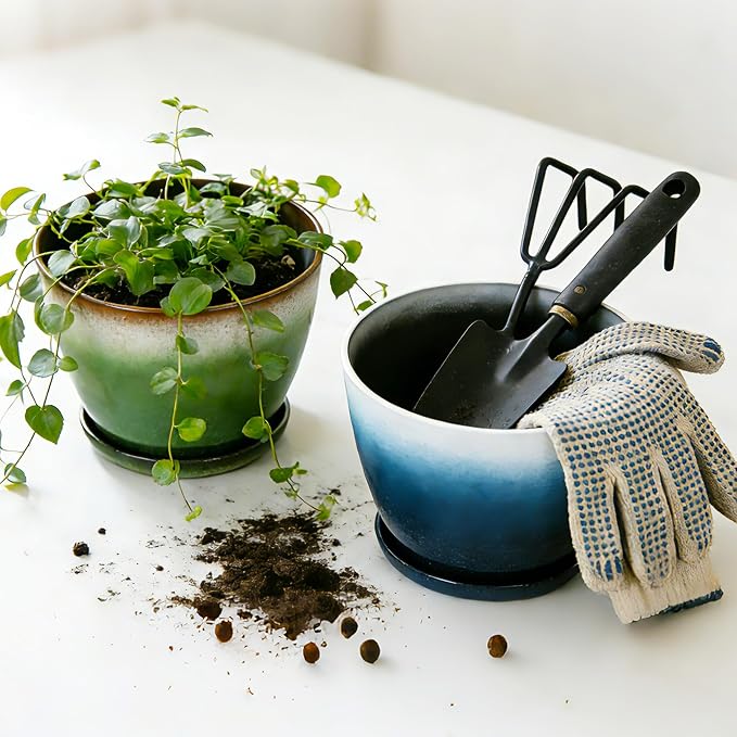Worth Garden Plastic Round 8" Plant Pots - Image 2