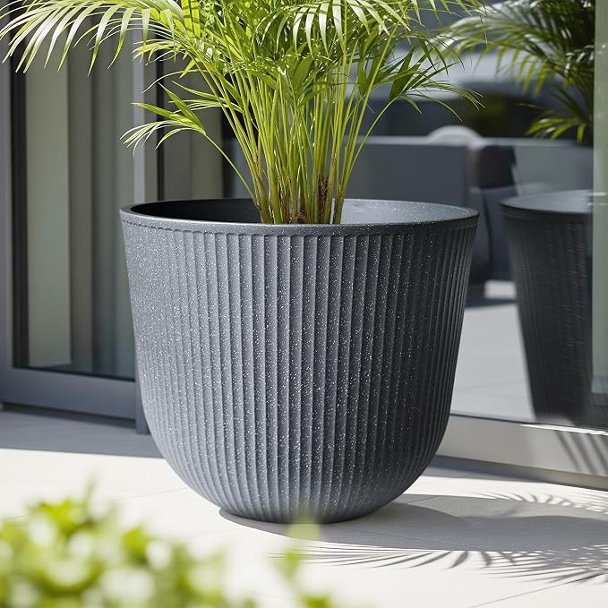 WORTH Garden Round Large Planter Pot 1-Pack - Image 3