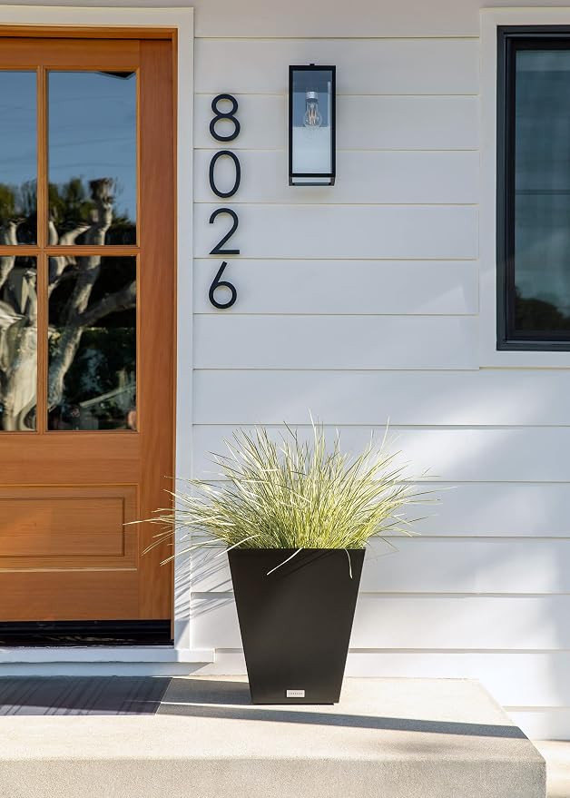 Veradek Pure Series Nobleton Plastic Planter - Image 8
