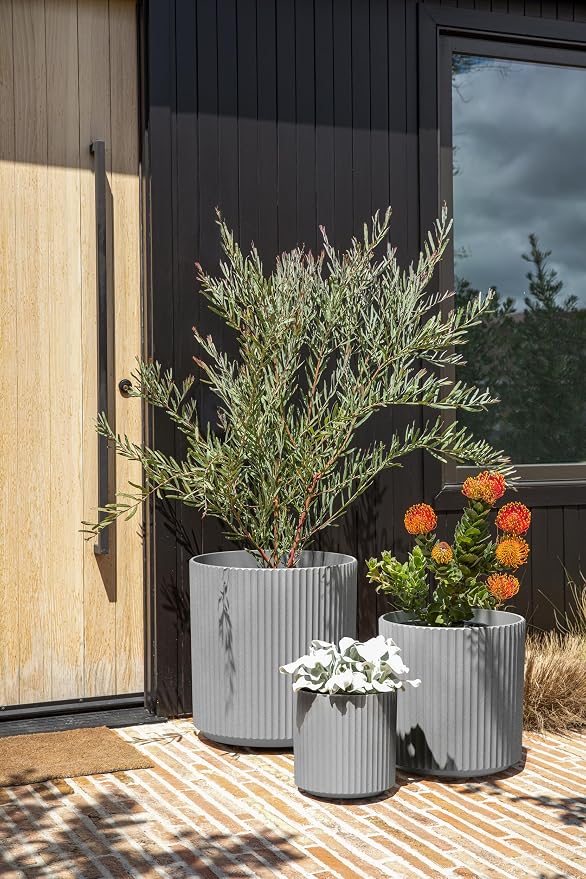 Veradek Demi Series Set of 3 Round Planters - Image 7