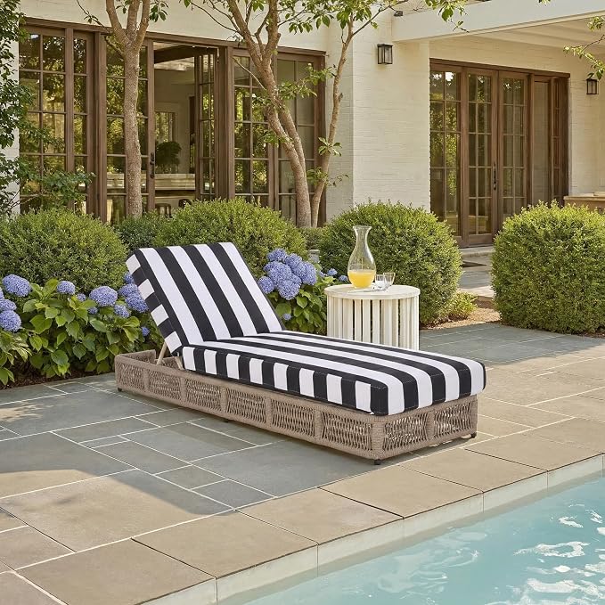 SAFAVIEH Outdoor Patio Furniture Collection - Image 2