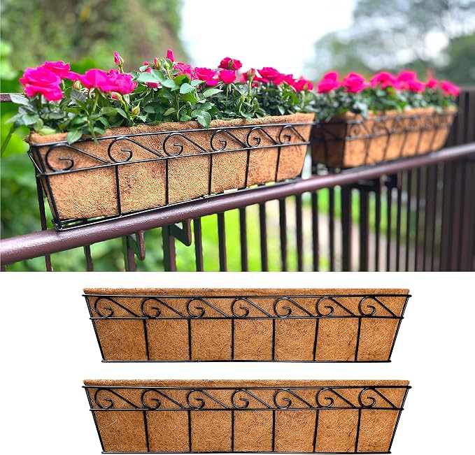 LaLaGreen Wall Mounted Planters by L%C3%A1L%C3%A1Green