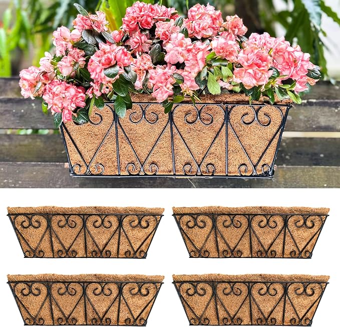 LaLaGreen Wal Planters by L%C3%A1L%C3%A1Green